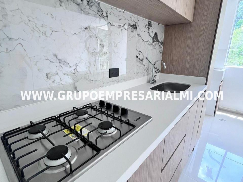 FABULOSO APARTAMENTO EN VENTA - SECTOR LA AURORA COD: 33927 — foto 4
