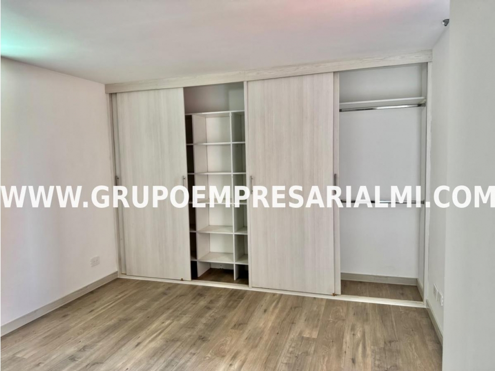 FABULOSO APARTAMENTO EN VENTA - SECTOR LOMA DE LOS BERNAL COD: 33946 — foto 6