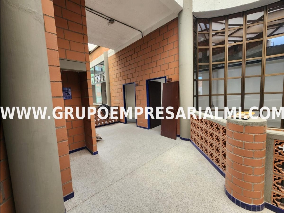 FABULOSO EDIFICIO EN VENTA - SECTOR LA CANDELARIA COD: 32015