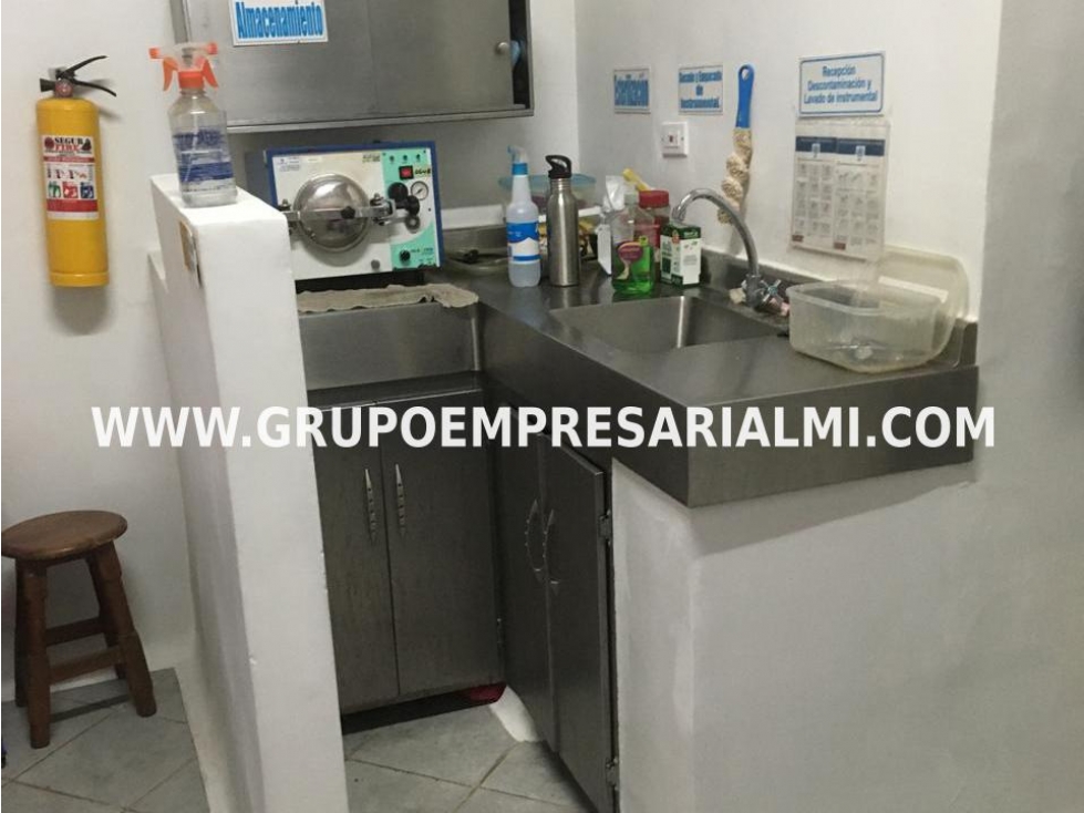 FABULOSO LOCAL EN ARRIENDO - SECTOR ENVIGADO COD: 30150 - 3