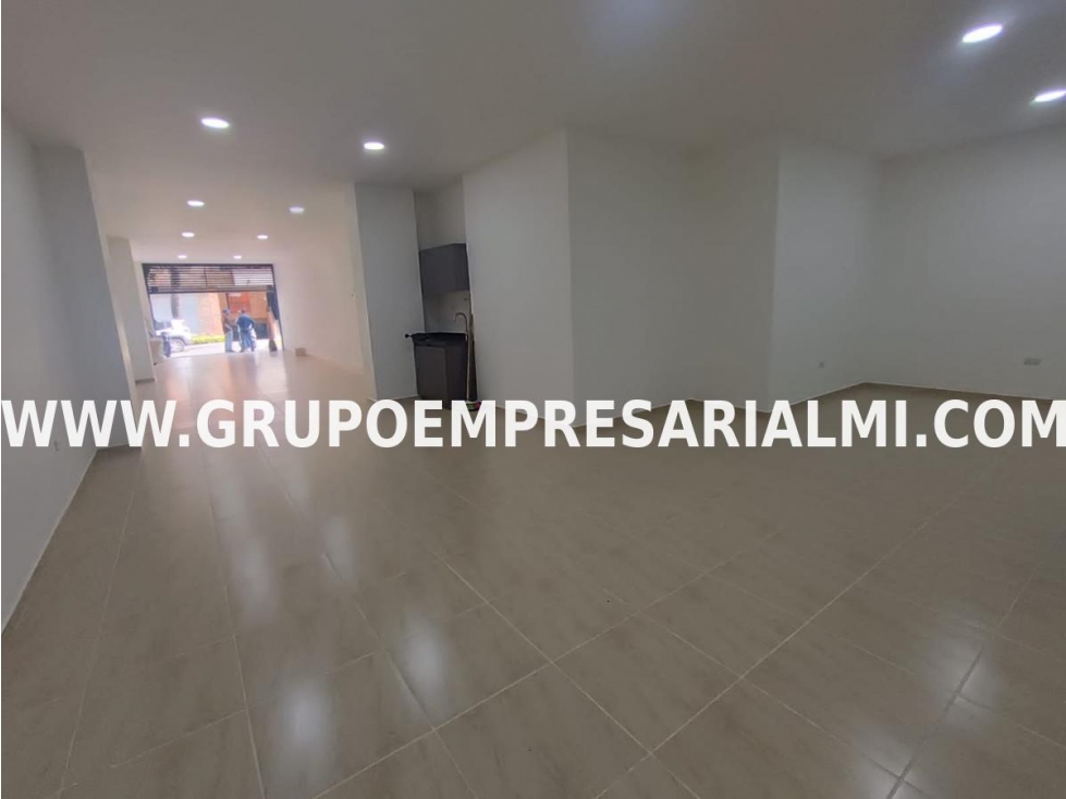 FABULOSO LOCAL EN ARRIENDO - SECTOR SABANETA COD: 30300 - 2