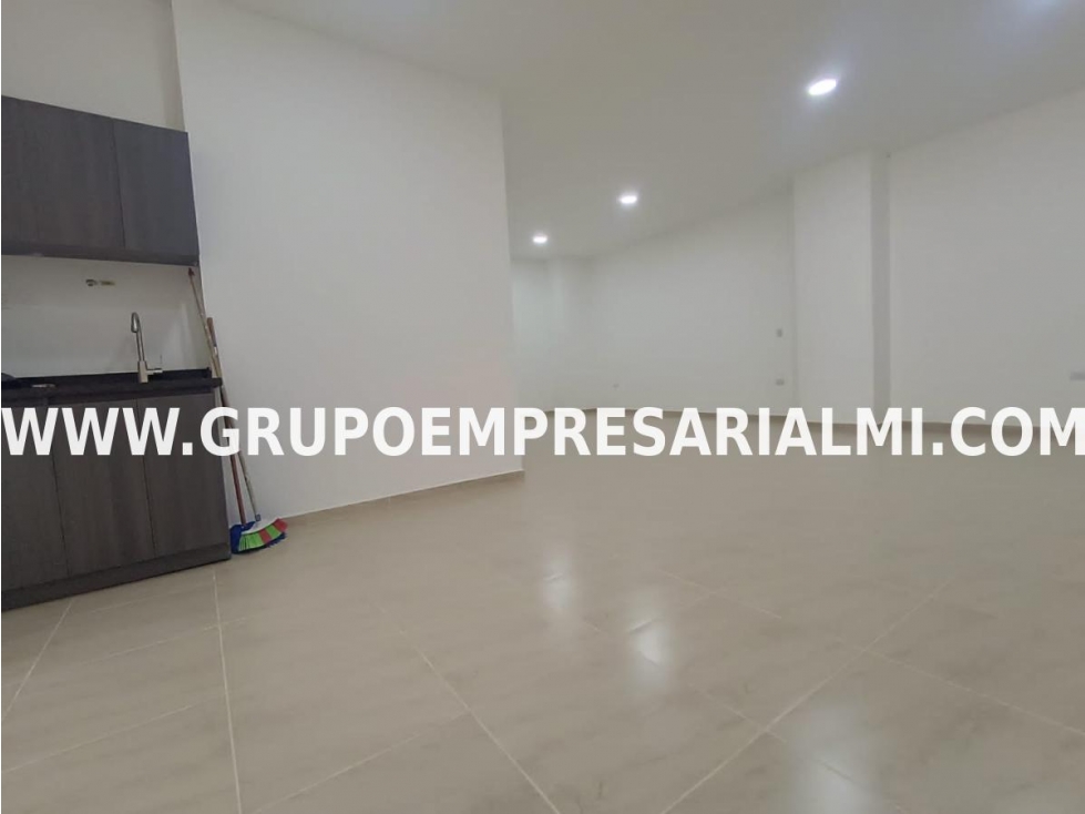 FABULOSO LOCAL EN ARRIENDO - SECTOR SABANETA COD: 30300 - 3
