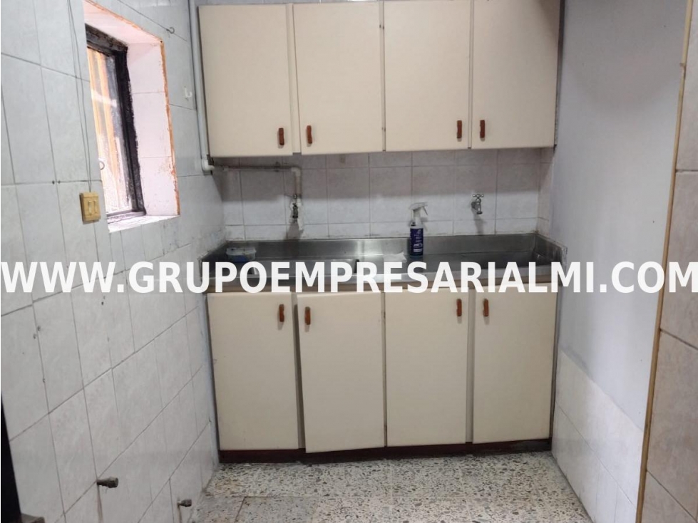 FABULOSO LOCAL EN ARRIENDO - SECTOR SAN BERNARDO COD: 31905 — foto 3