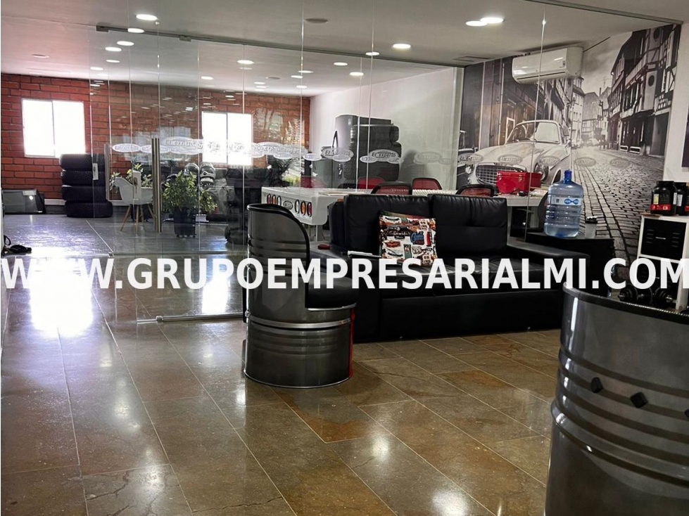 FABULOSO LOCAL EN ARRIENDO - SECTOR CASTROPOL COD: 32899
