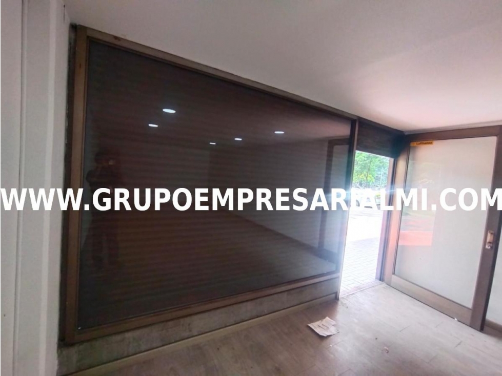 FABULOSO LOCAL EN VENTA - SECTOR LAURELES COD: 30703