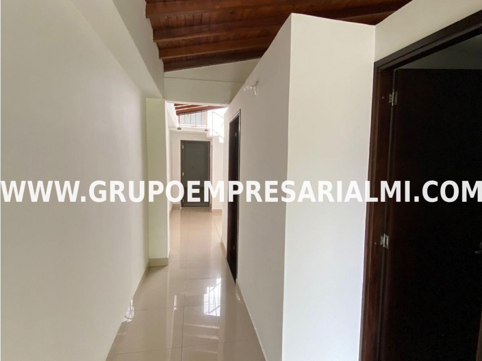 FABULOSO PENTHOUSE EN ARRIENDO - SECTOR LAURELES COD: 31168 — foto 3