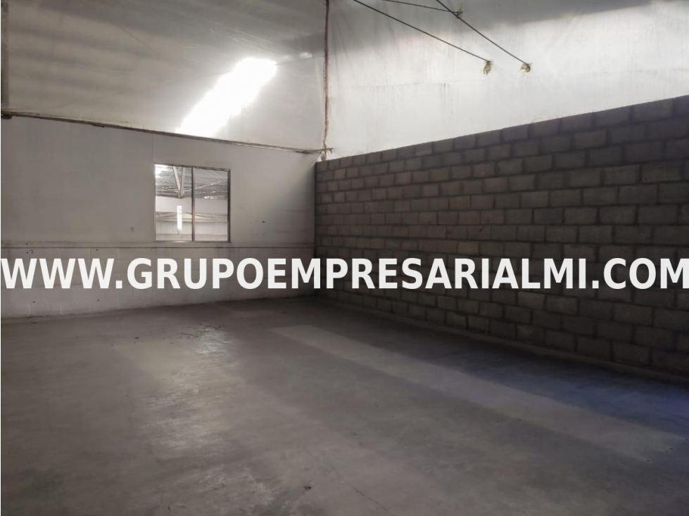FANTÁSTICA BODEGA EN ARRIENDO - SECTOR GUARNE COD: 30463 - 6