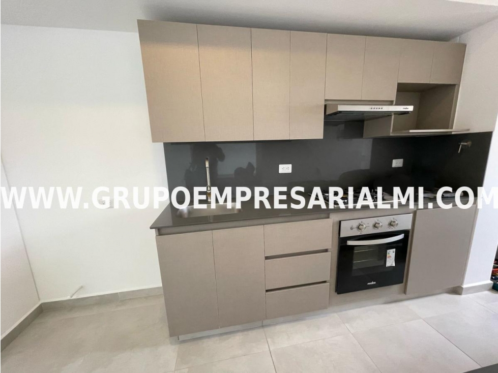 FANTÁSTICO APARTAMENTO EN ARRIENDO - SECTOR EL PORTAL COD: 31864 — foto 2