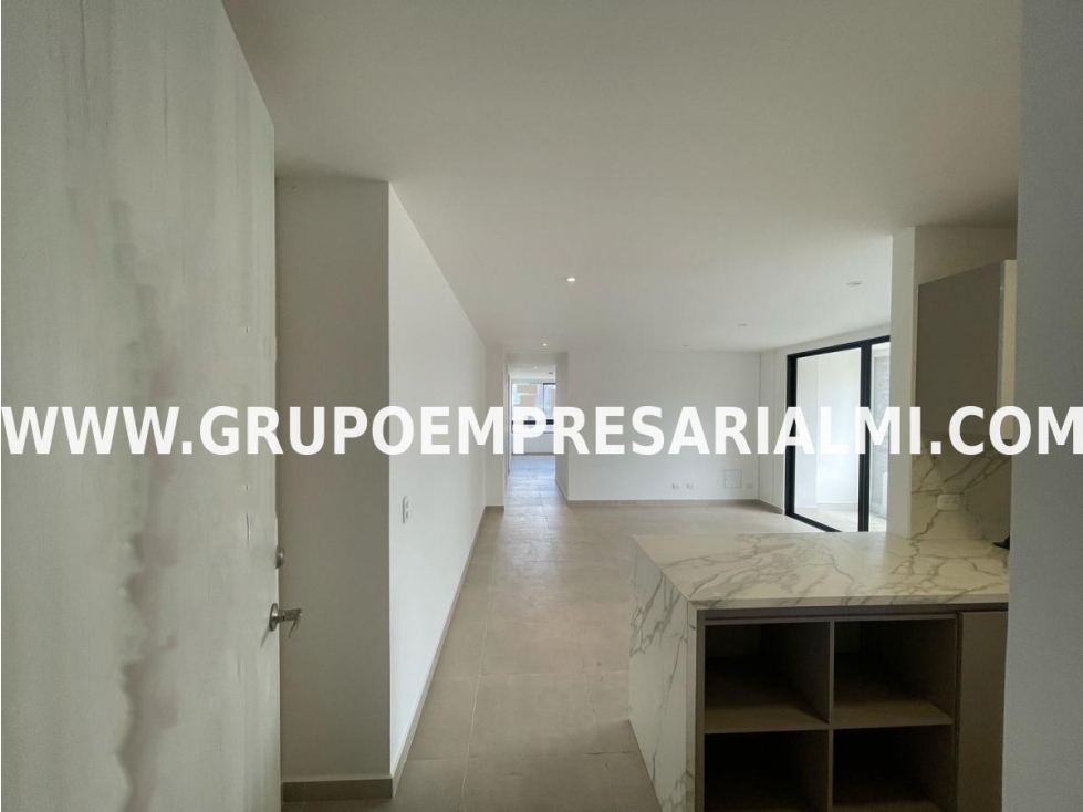 FANTÁSTICO APARTAMENTO EN ARRIENDO - SECTOR CASTROPOL COD: 31909 — foto 3