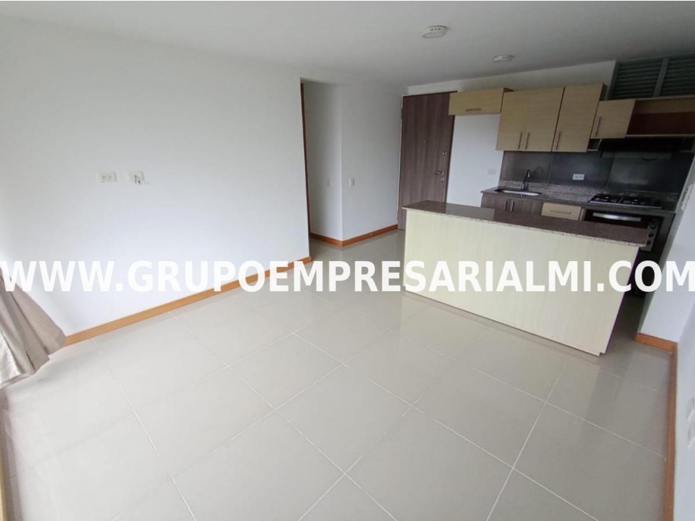 FANTÁSTICO APARTAMENTO EN ARRIENDO - SECTOR LA ALDEA COD: 32126 — foto 2