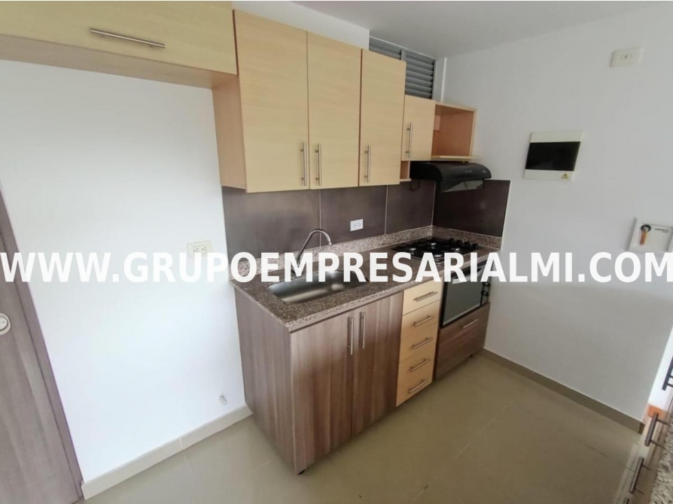 FANTÁSTICO APARTAMENTO EN ARRIENDO - SECTOR LA ALDEA COD: 32126 — foto 5