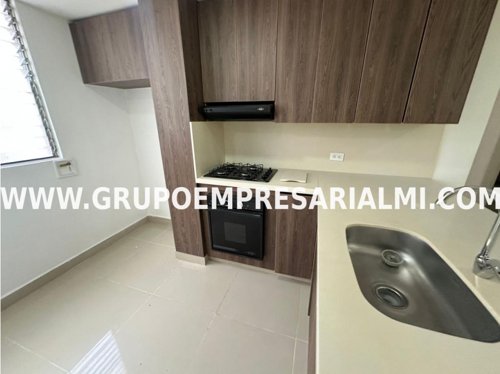 FANTÁSTICO APARTAMENTO EN ARRIENDO - SECTOR LOMA DEL INDIO COD: 32508 — foto 2