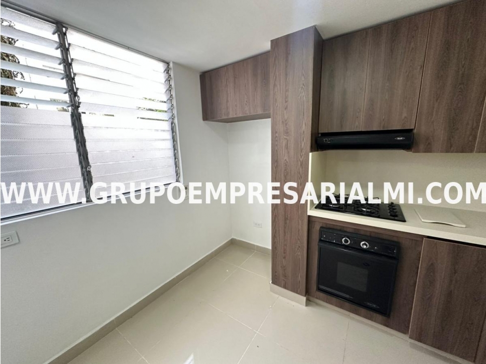 FANTÁSTICO APARTAMENTO EN ARRIENDO - SECTOR LOMA DEL INDIO COD: 32508 — foto 3