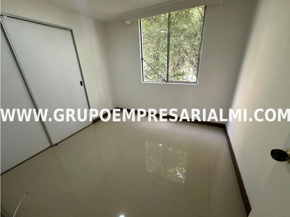 FANTÁSTICO APARTAMENTO EN ARRIENDO - SECTOR LOMA DEL INDIO COD: 32508 — foto 5