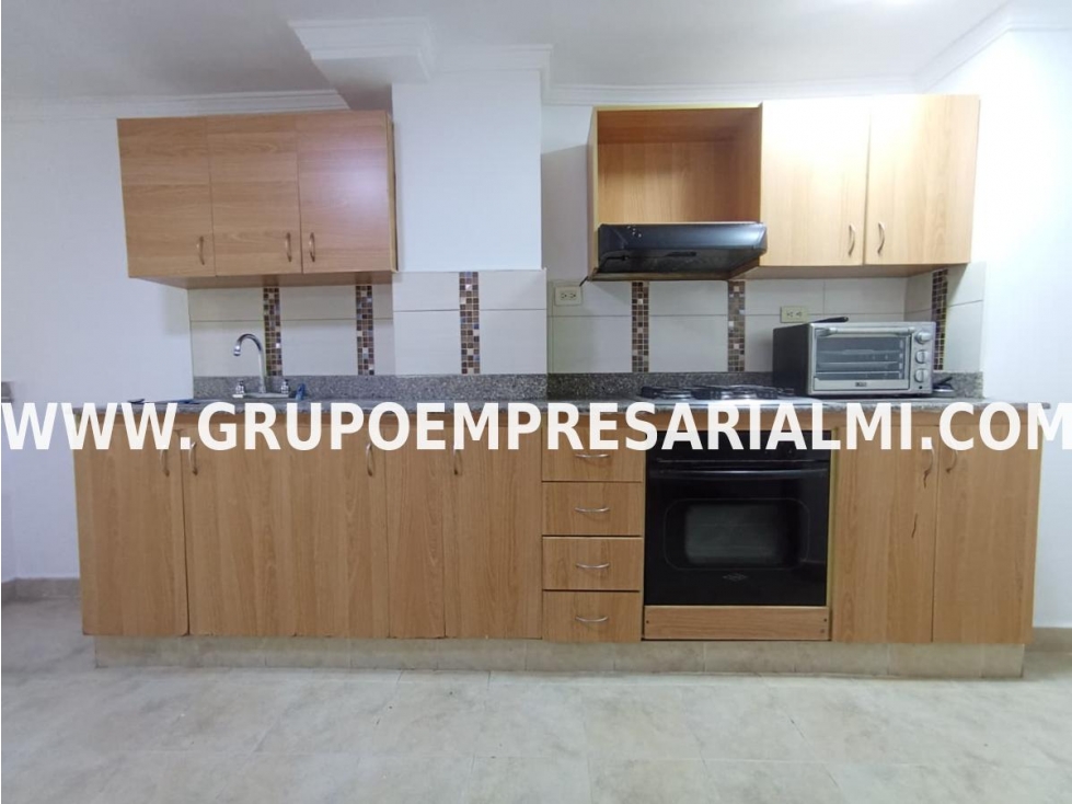 FANTÁSTICO APARTAMENTO EN ARRIENDO - SECTOR MAYORCA COD: 33503 — foto 4
