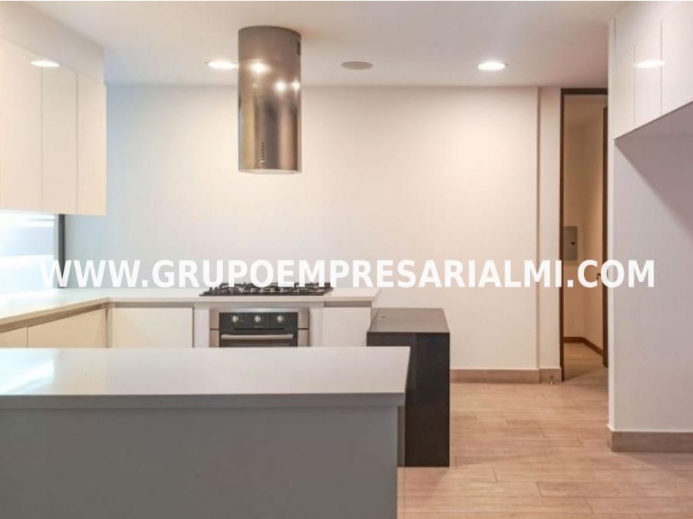 FANTÁSTICO APARTAMENTO EN ARRIENDO - SECTOR SAN LUCAS COD: 33564 — foto 3