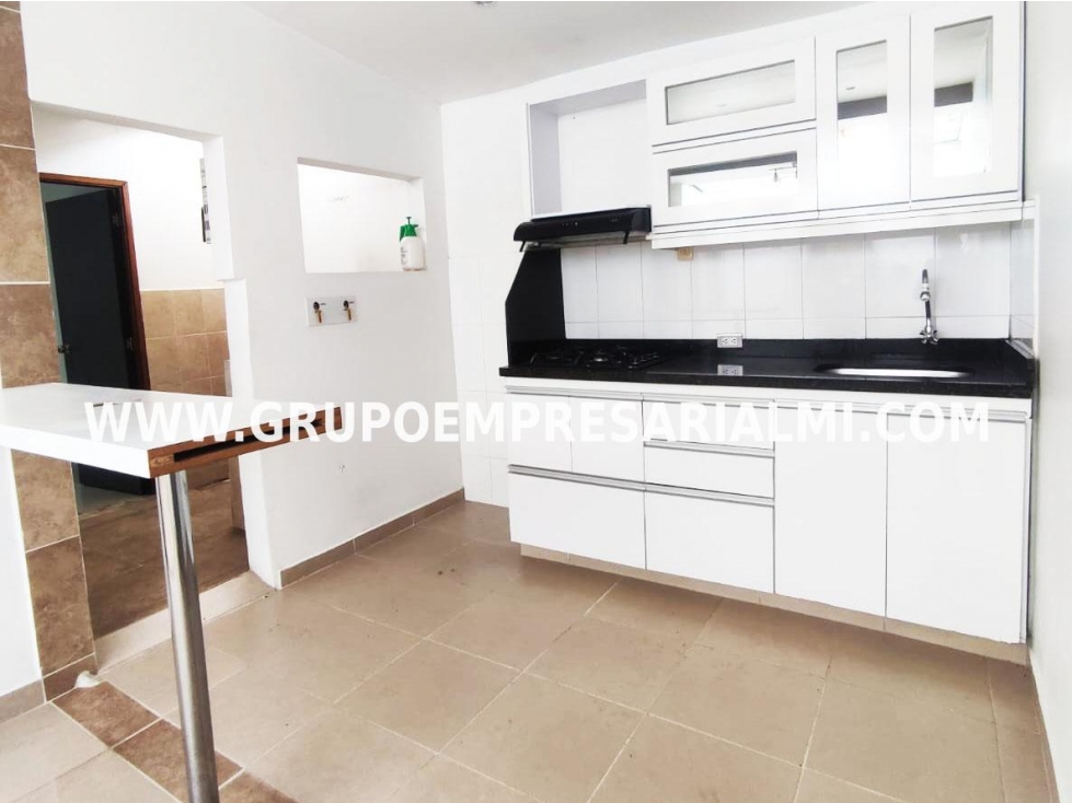 FANTÁSTICO APARTAMENTO EN VENTA - SECTOR LAURELES COD: 31271