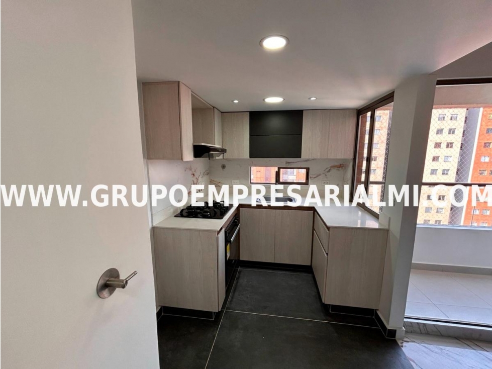 FANTÁSTICO APARTAMENTO EN VENTA - SECTOR SANTA ANA COD: 32478 — foto 4