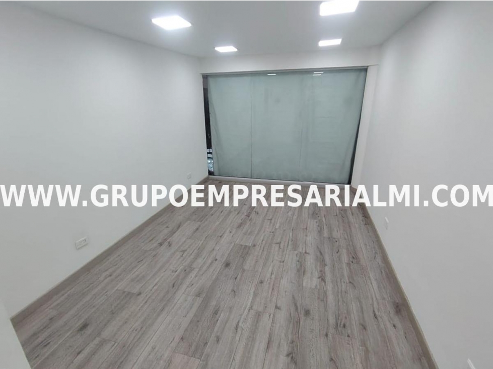 FANTÁSTICO LOCAL EN ARRIENDO - SECTOR MANILA COD: 33934 — foto 2