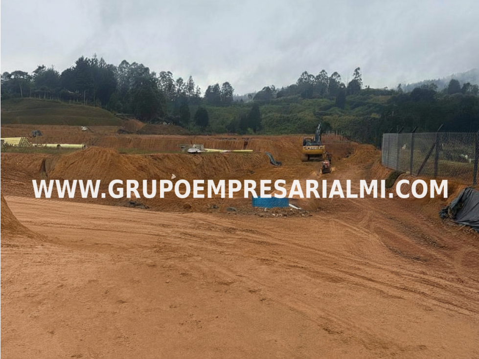 FANTÁSTICO LOTE EN VENTA - SECTOR SANTA ANA COD: 33481