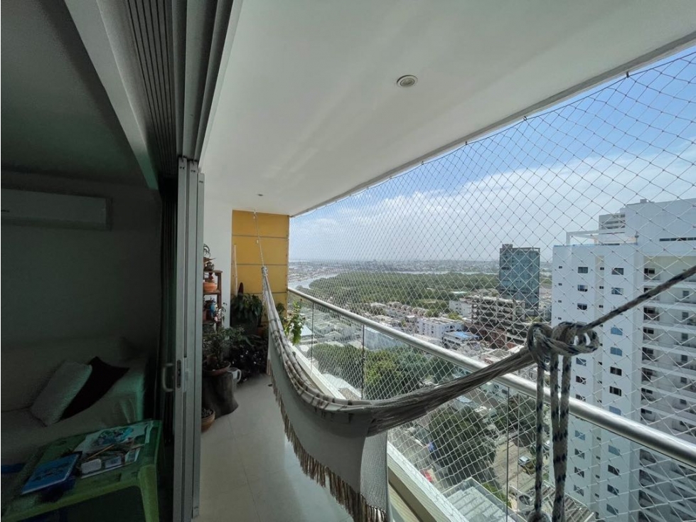 VENTA DE APARTAMENTO DE TRES HABITACIONES EN MANGA — foto 4
