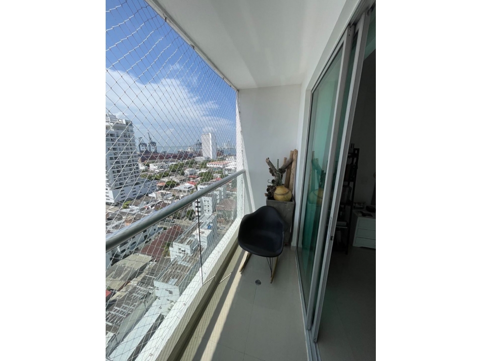 VENTA DE APARTAMENTO DE TRES HABITACIONES EN MANGA — foto 6