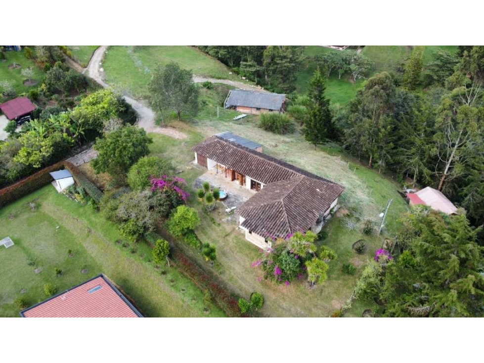 Finca a la venta en en municipio de La Ceja - 1
