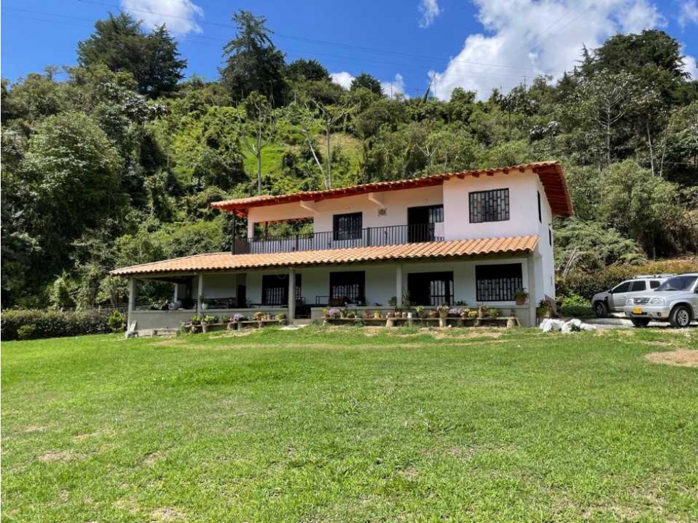 Finca a la venta Urbanización abierta La Ceja