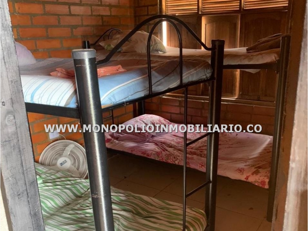 FINCA AMOBLADA EN ARRIENDO - SECTOR SANTA FE DE ANTIOQUIA COD: 23064 - 5