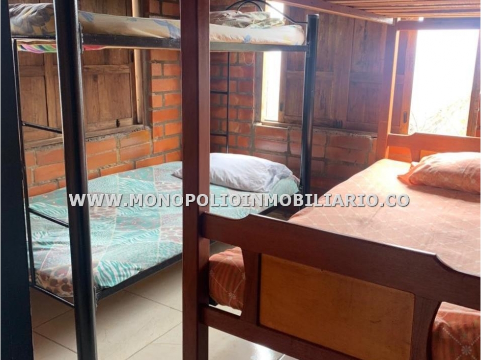 FINCA AMOBLADA EN ARRIENDO - SECTOR SANTA FE DE ANTIOQUIA COD: 23064 - 6