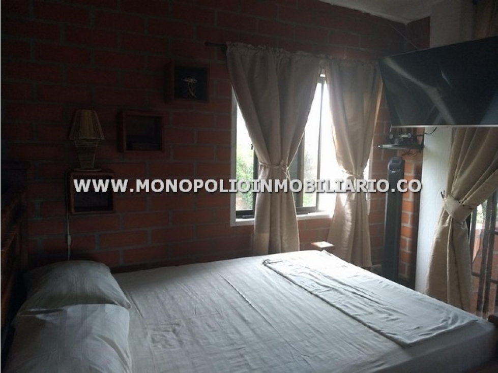 FINCA AMOBLADA EN ARRIENDO - SANTA FE DE ANTIOQUIA COD: 10313 - 4