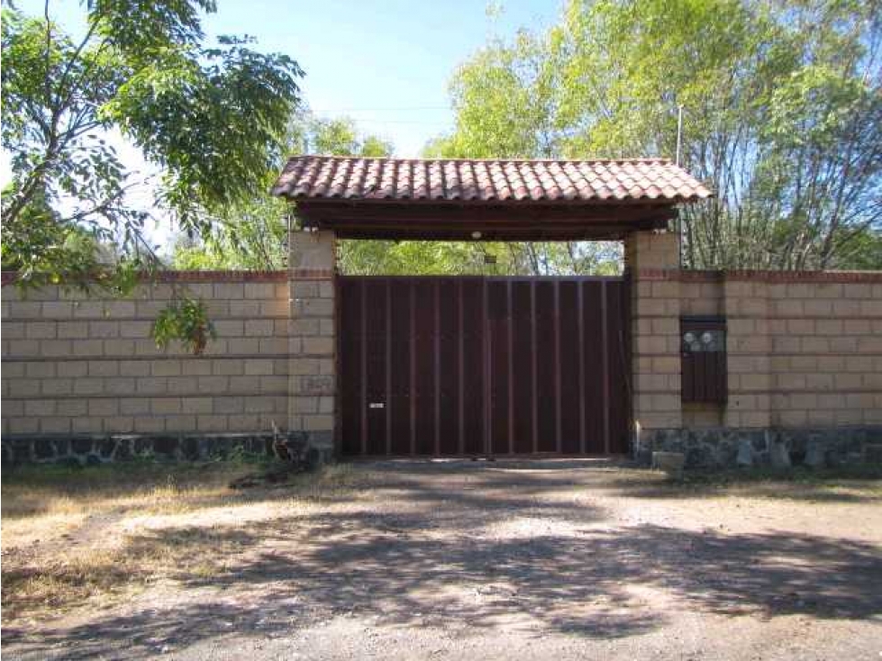FINCA AMPLIA PARA PROYECTO HABITACIONAL COITZIO - 2
