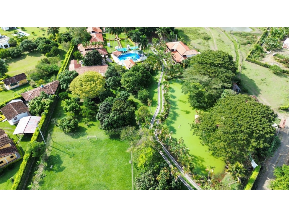 Finca campestre amoblada en venta permuta | Guacarí - Valle del Cauca - 2