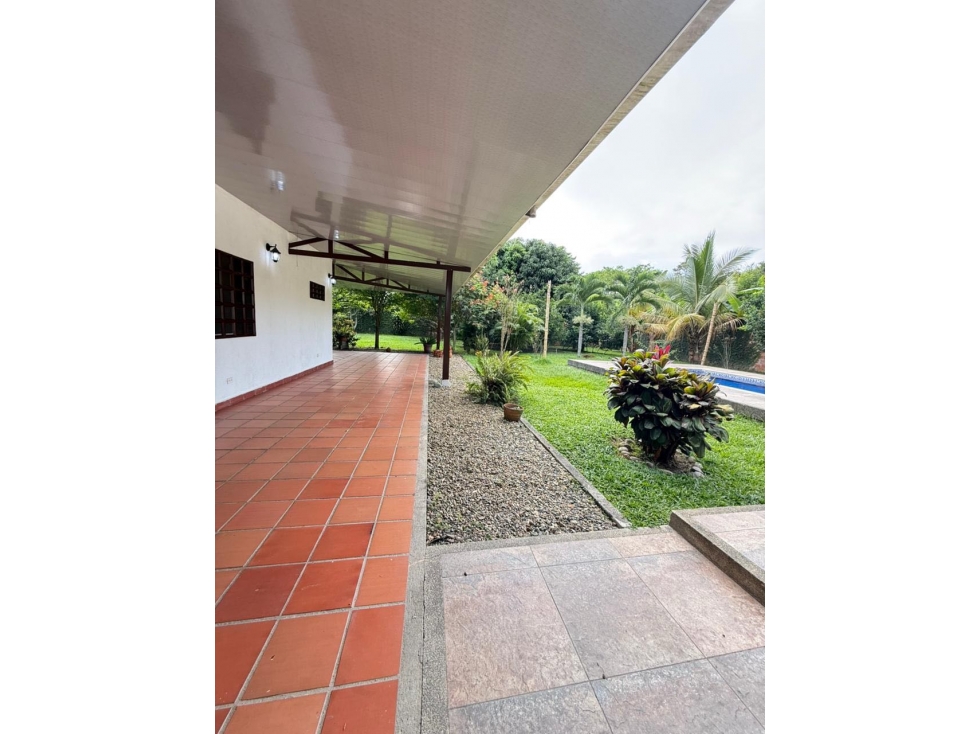 Finca campestre con piscina en venta - El Bolo Palmira Valle Colombia