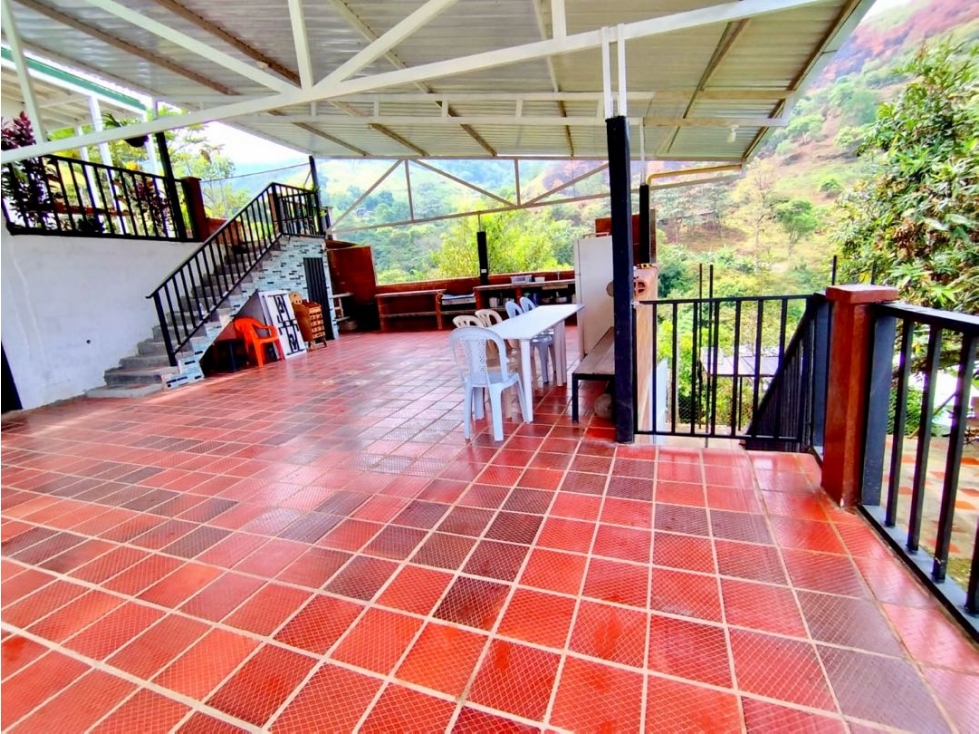 Finca campestre con piscina en venta - La Buitrera Palmira Valle — foto 4