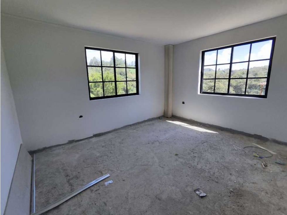 Finca en obra gris en marinilla escrituras al 100% — foto 5
