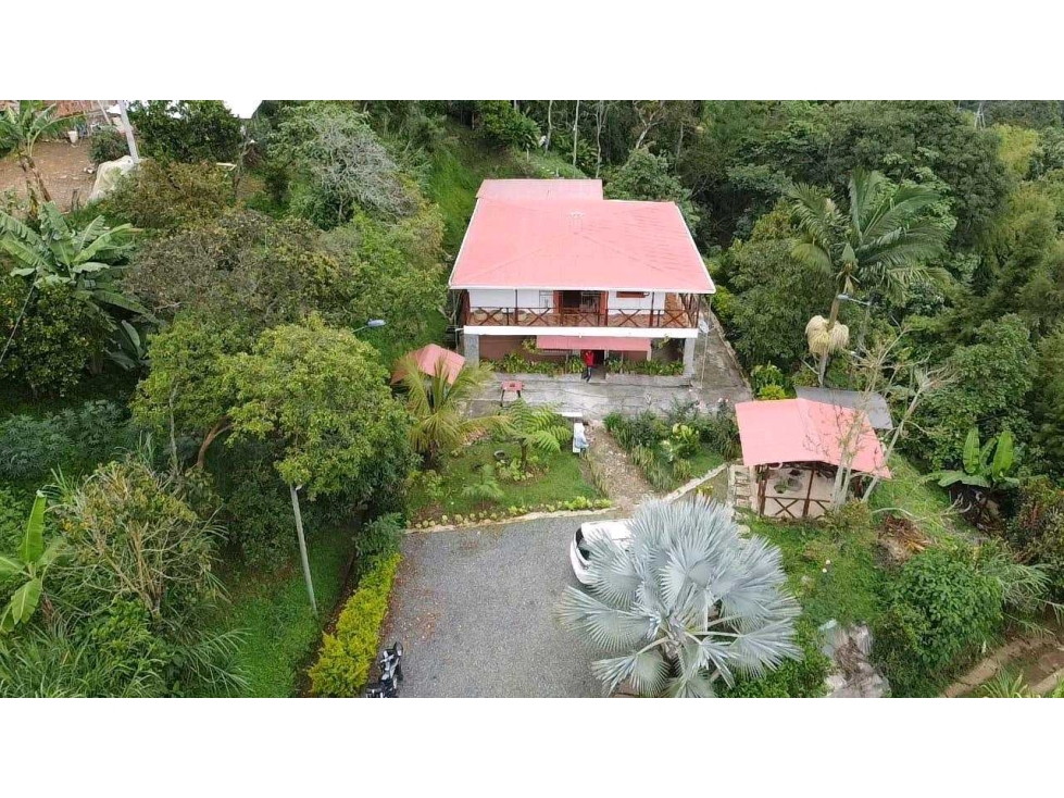 FINCA CAMPESTRE EN VENTA- COPACABANA ANTIOQUIA