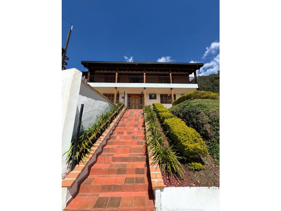FINCA CAMPESTRE EN VENTA | GUARNE, SECTOR LA CLARA - 1