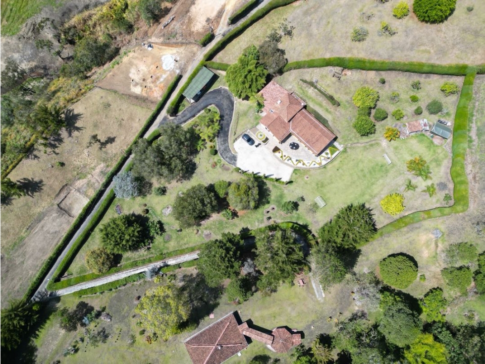 Finca campestre en venta independiente en el retiro - 2