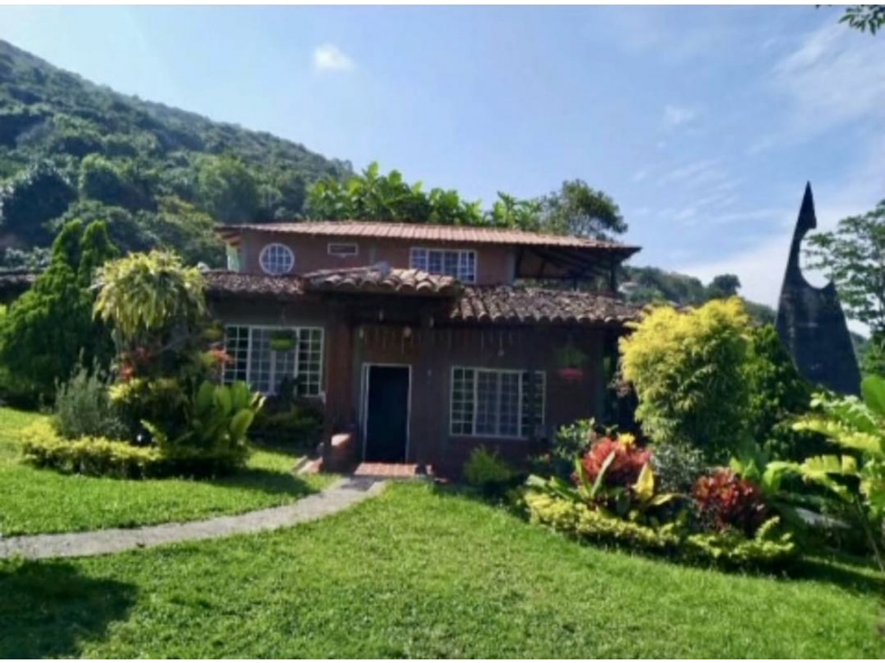 Finca campestre en venta - La Buitrera Palmira Valle Colombia