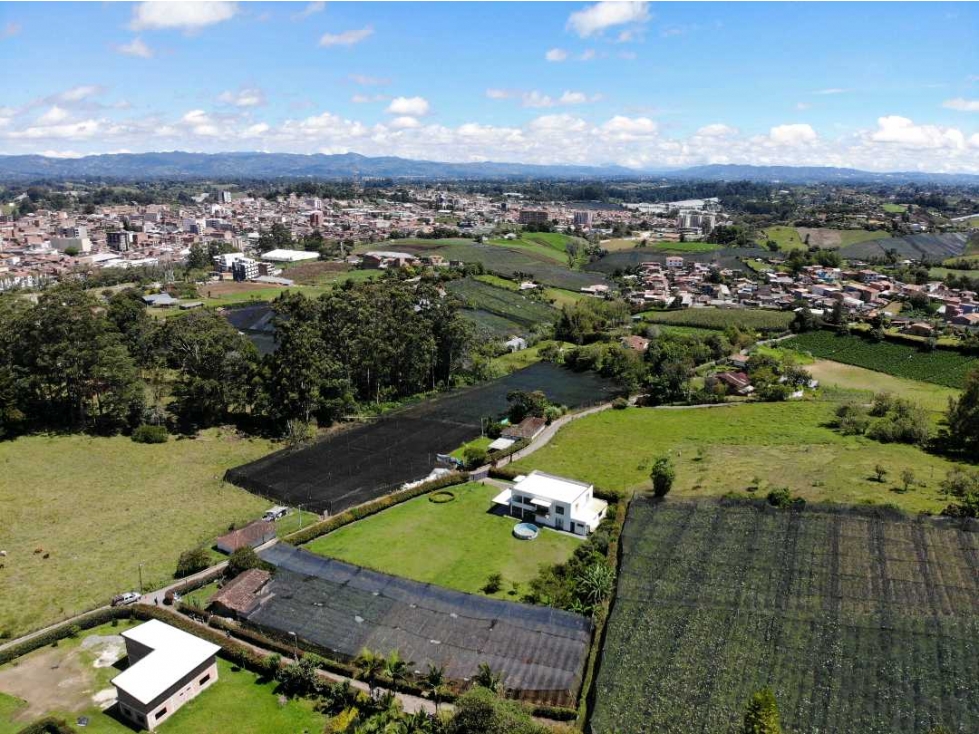 FINCA DE LUJO EN VENTA EN EL CARMEN DE VIBORAL — foto 2