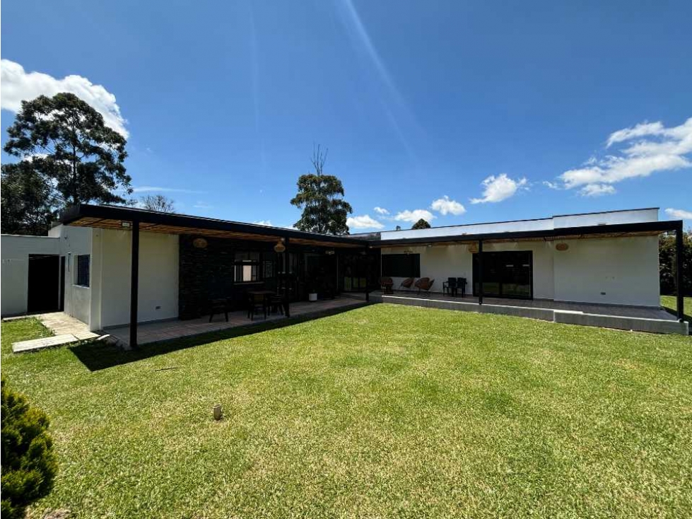 Finca de un solo nivel con casa de mayordomo La Ceja — foto 5