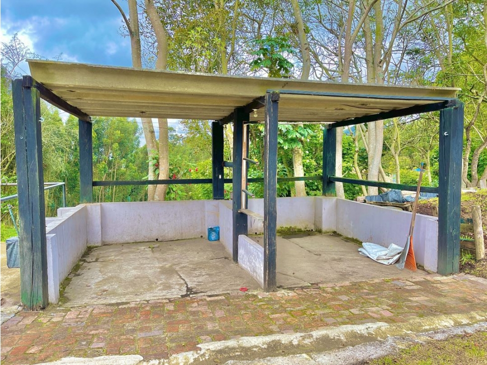 Finca en Arriendo Facatativa con pesebreras Alto del Vino - 3