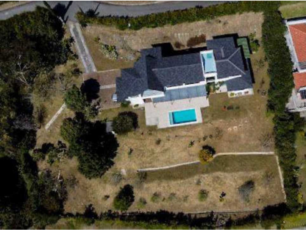 Finca de 2.915 m² con 6 alcobas en venta en Norte América, Bello — foto 4