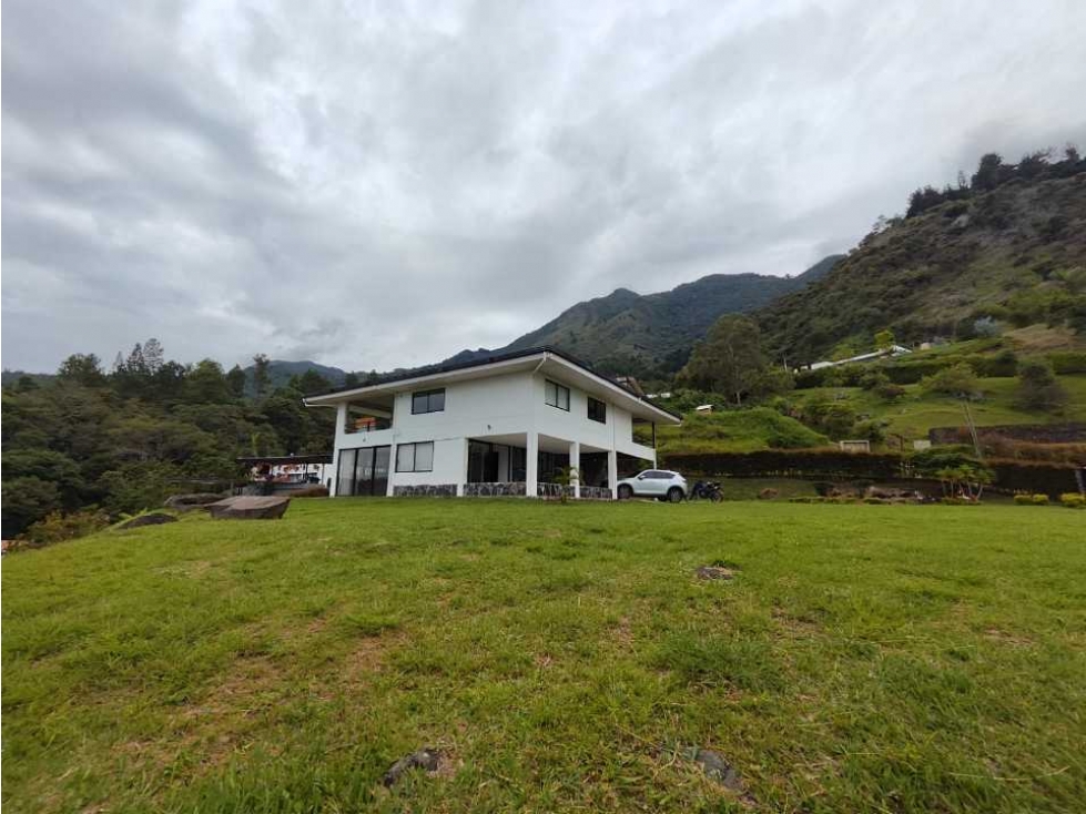Finca En Copacabana En Parcelación