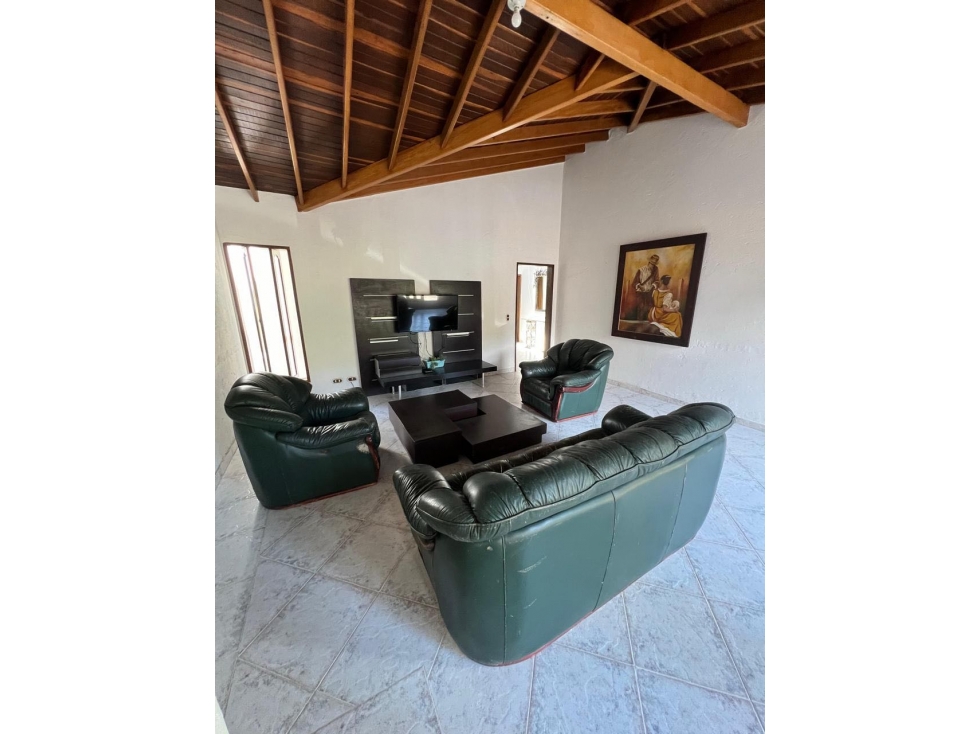 Casa en Arriendo Amoblado en Copacabana — foto 3