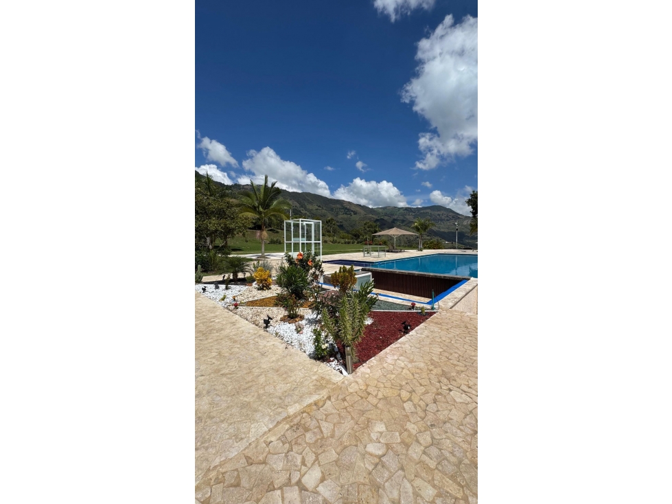 Finca en Copacabana Antioquia 32000 metros El Zarzal 9600 millones — foto 5