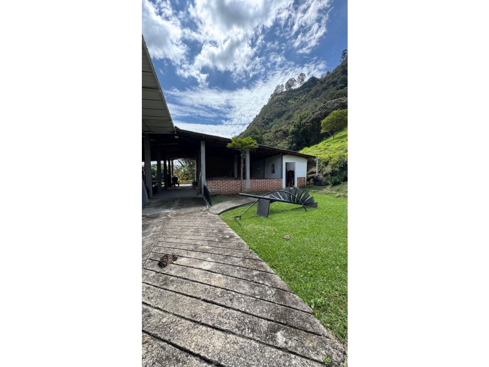 Finca en Copacabana Antioquia 32000 metros El Zarzal 9600 millones — foto 6
