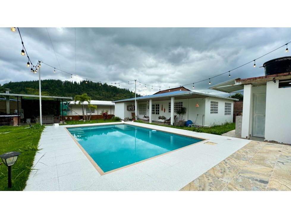 Finca en parcelación cerrada en venta Calucé Palmira Valle Colombia