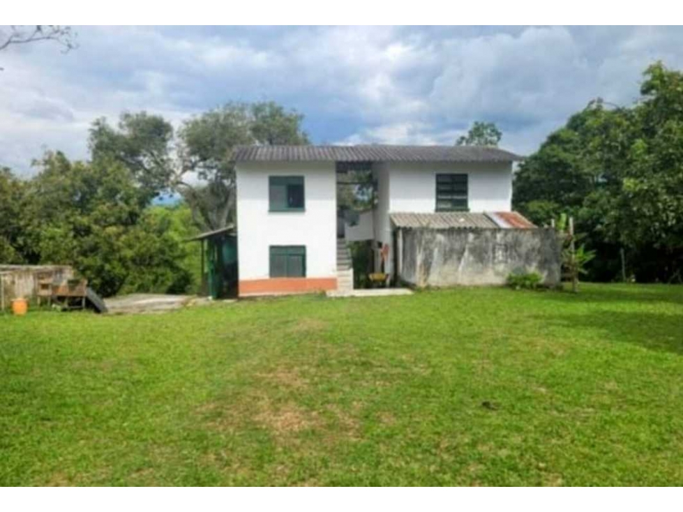 FINCA EN QUIMBAYA-QUINDÍO VÍA PANACA - 2